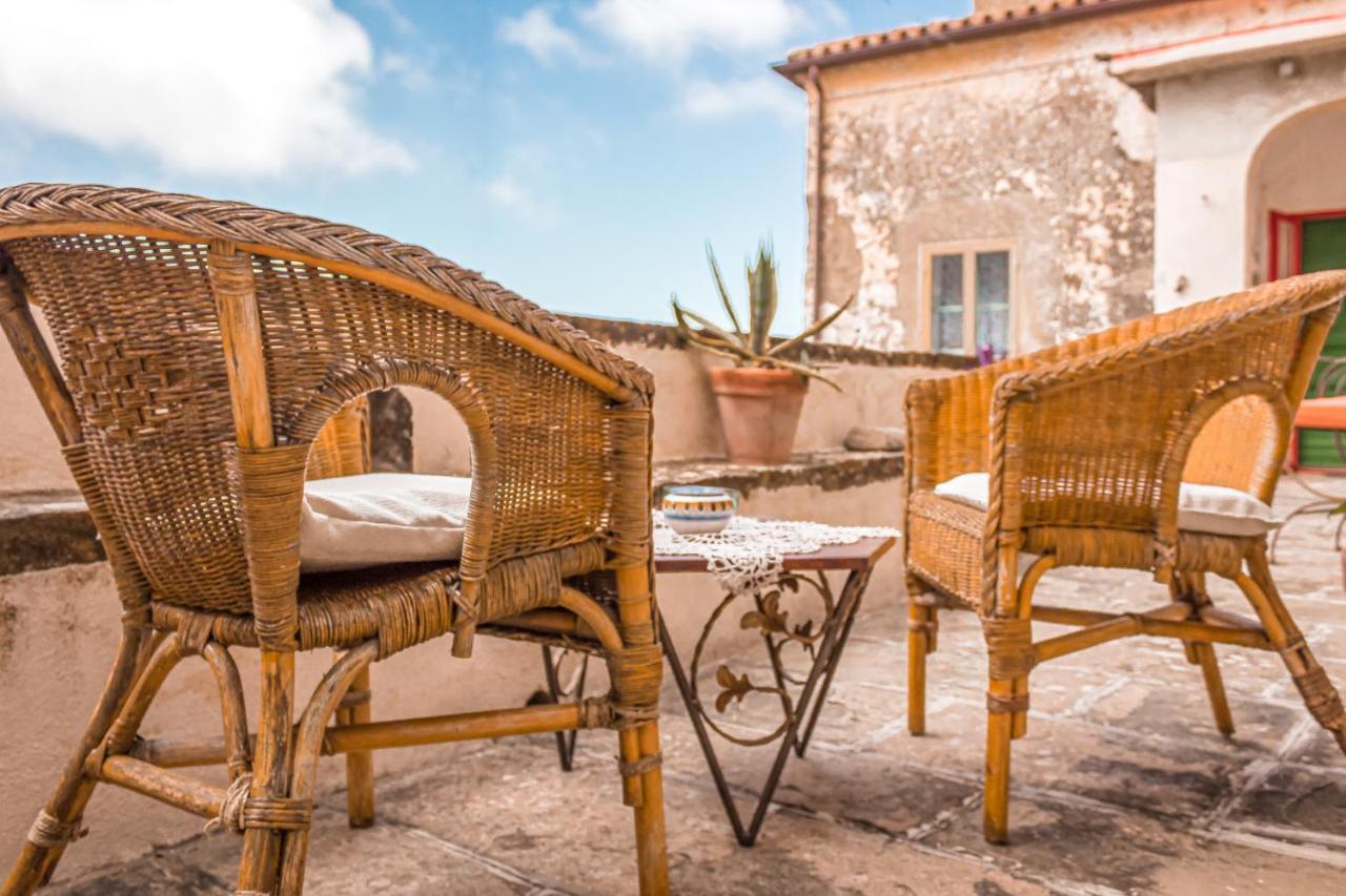 Palazzo Pascale Bed & Breakfast Casal Sottano Exterior foto